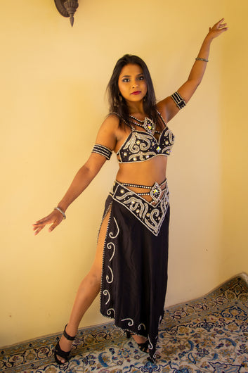 Wafaa of Cairo: Black Sparkler